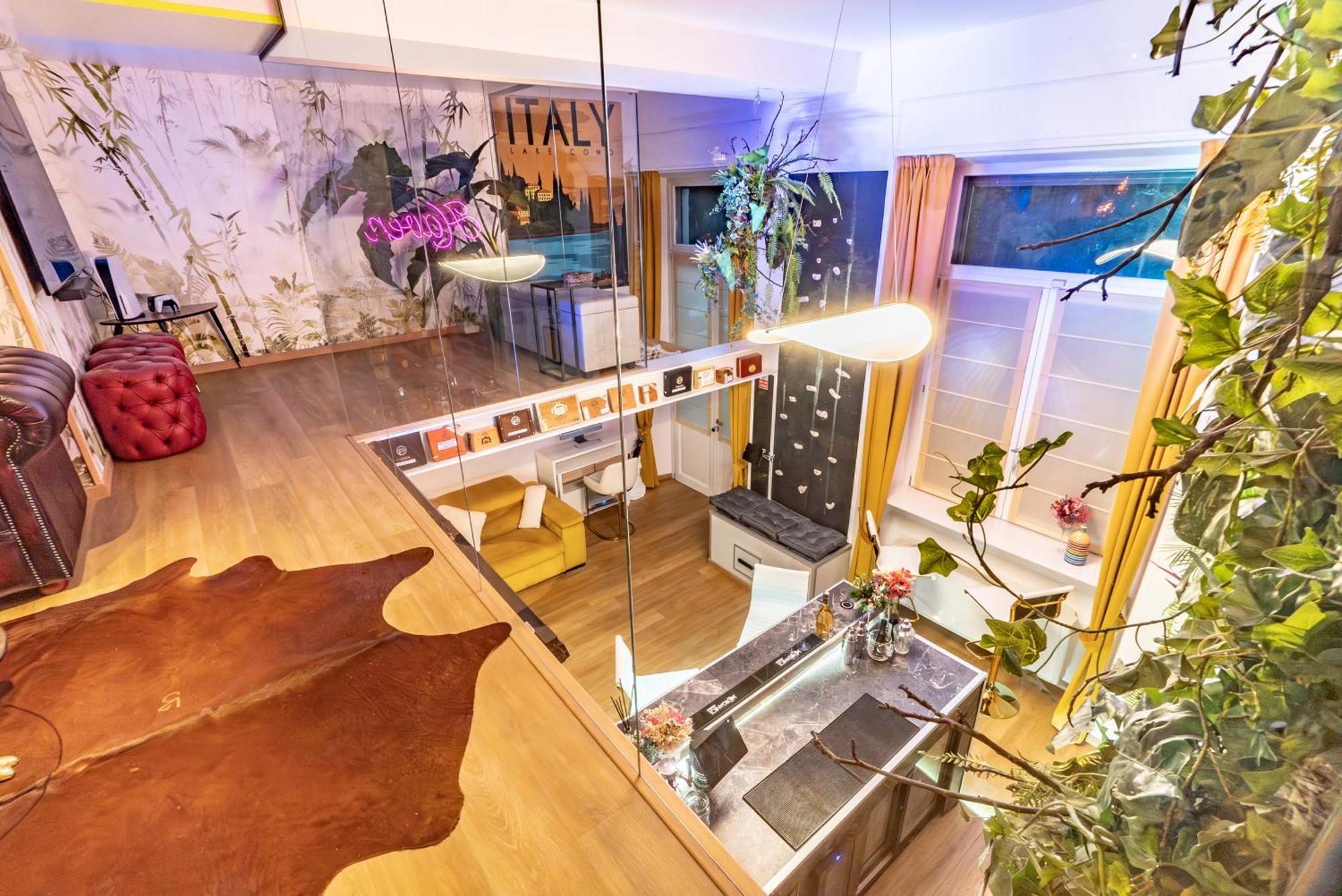 Luxe & Central Haven - Jacuzzi, Sauna, Steam, Private Parking 코모 외부 사진